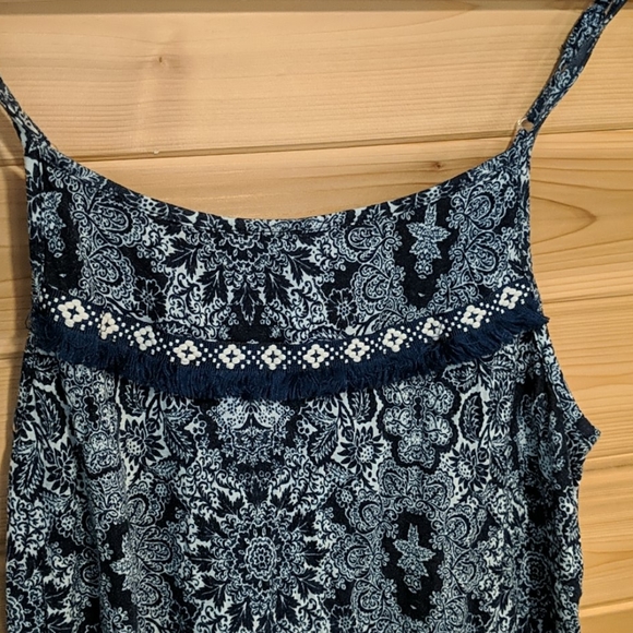 Maurices Navy Blue Patterned Tank Top Small - Picture 2 of 11